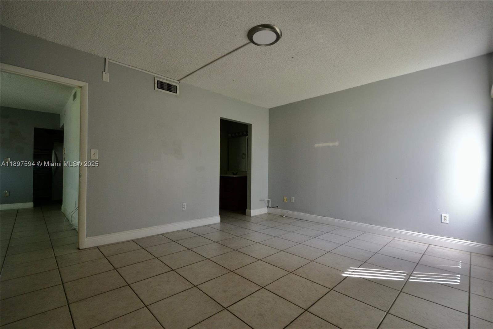 Miami Condo: 13240 Southwest 88th Lane