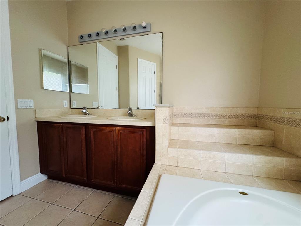 Kissimmee Condo: 4053 Clipper Court