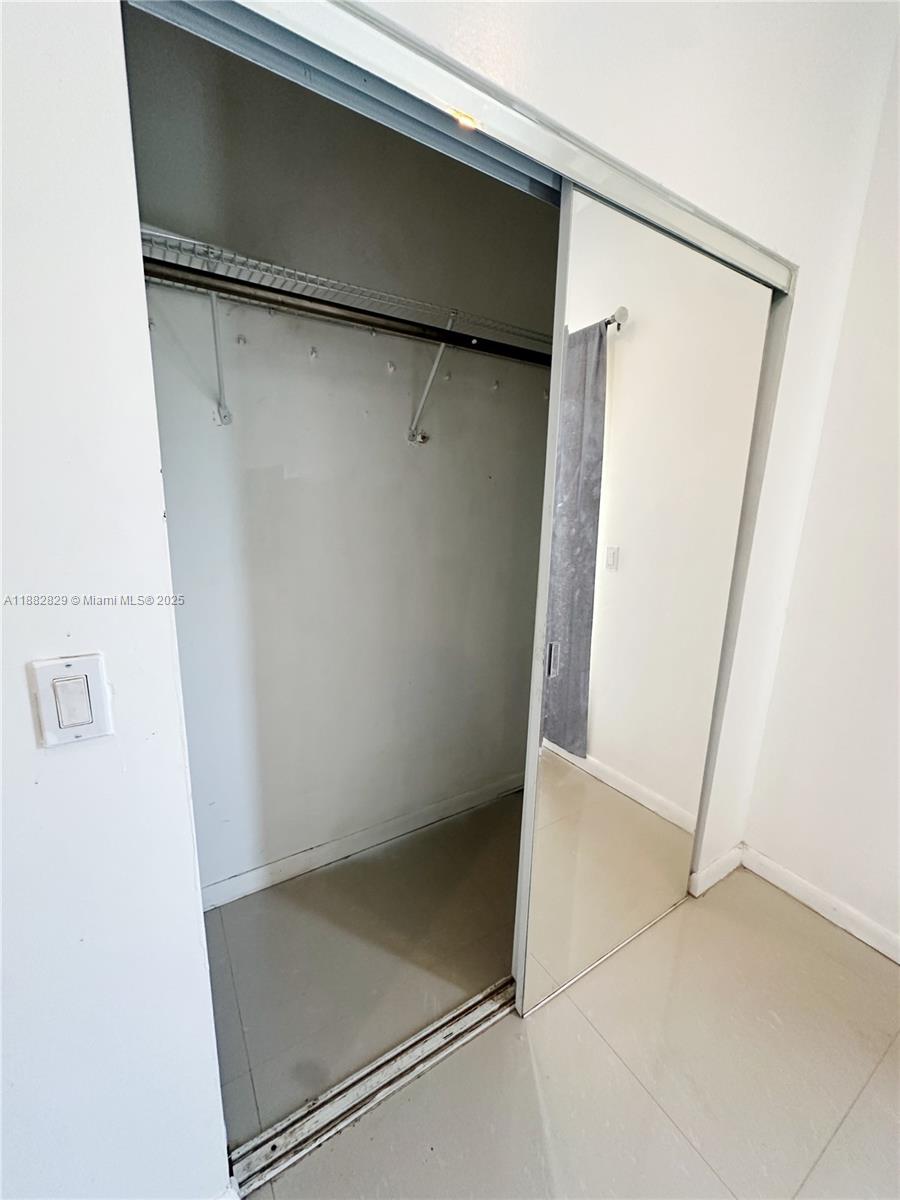 Fort Lauderdale Condo: 313 Hendricks Isle