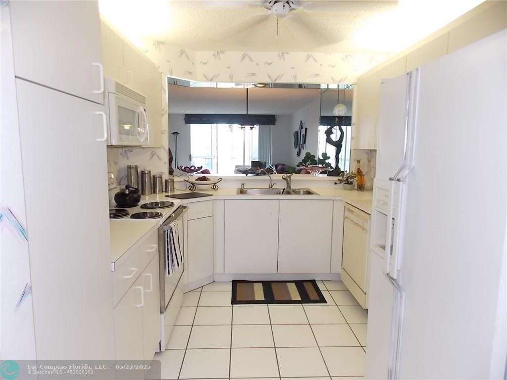 Tamarac Condo: 7464 Trent Drive
