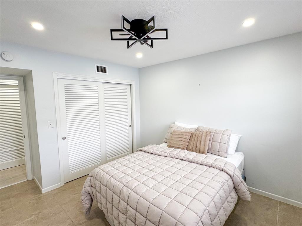 Lauderdale-by-the-Sea Condo: 4541 North Ocean Drive