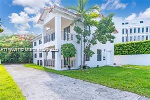 Coral Gables Condo: 3220 South Le Jeune Road