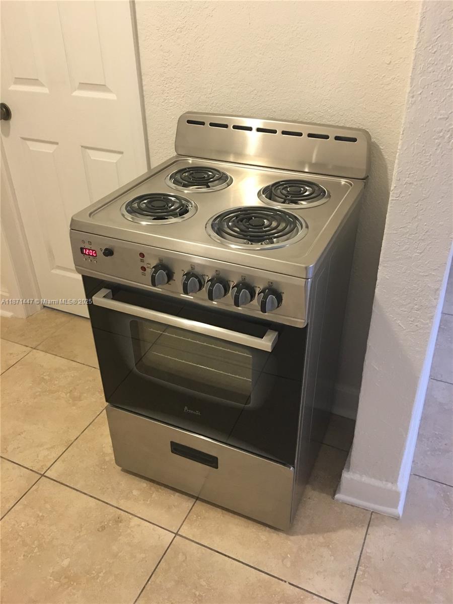 Coral Gables Condo: 712 Southwest 56th Avenue