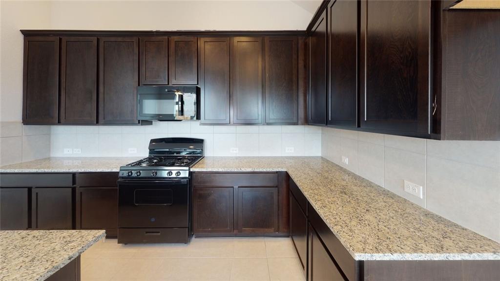 Liberty Hill Condo: 125 Camella Street