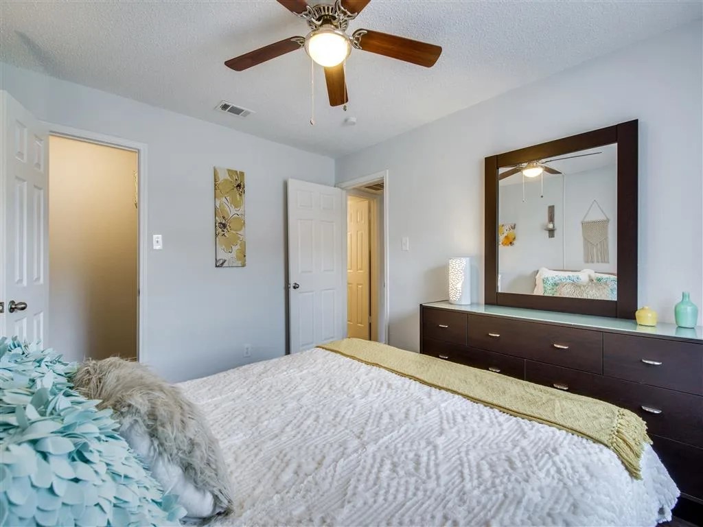 Austin Condo: 7610 Cameron Road