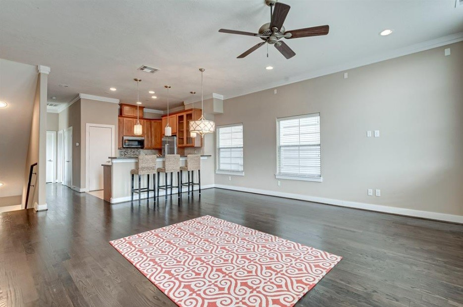 Houston Condo: 1215 Wentworth Street