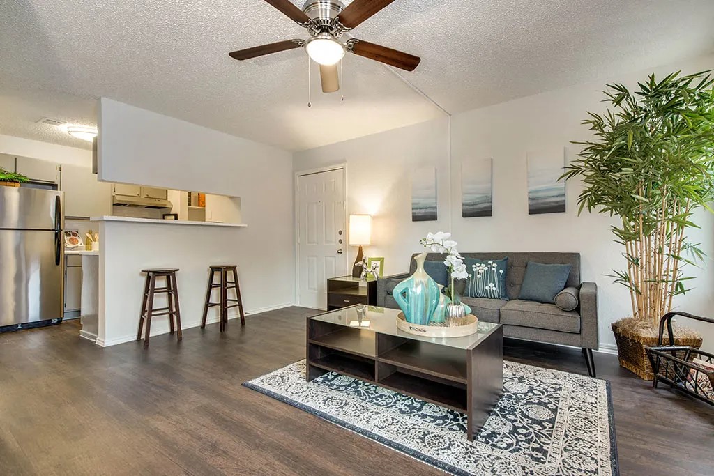 Austin Condo: 7610 Cameron Road
