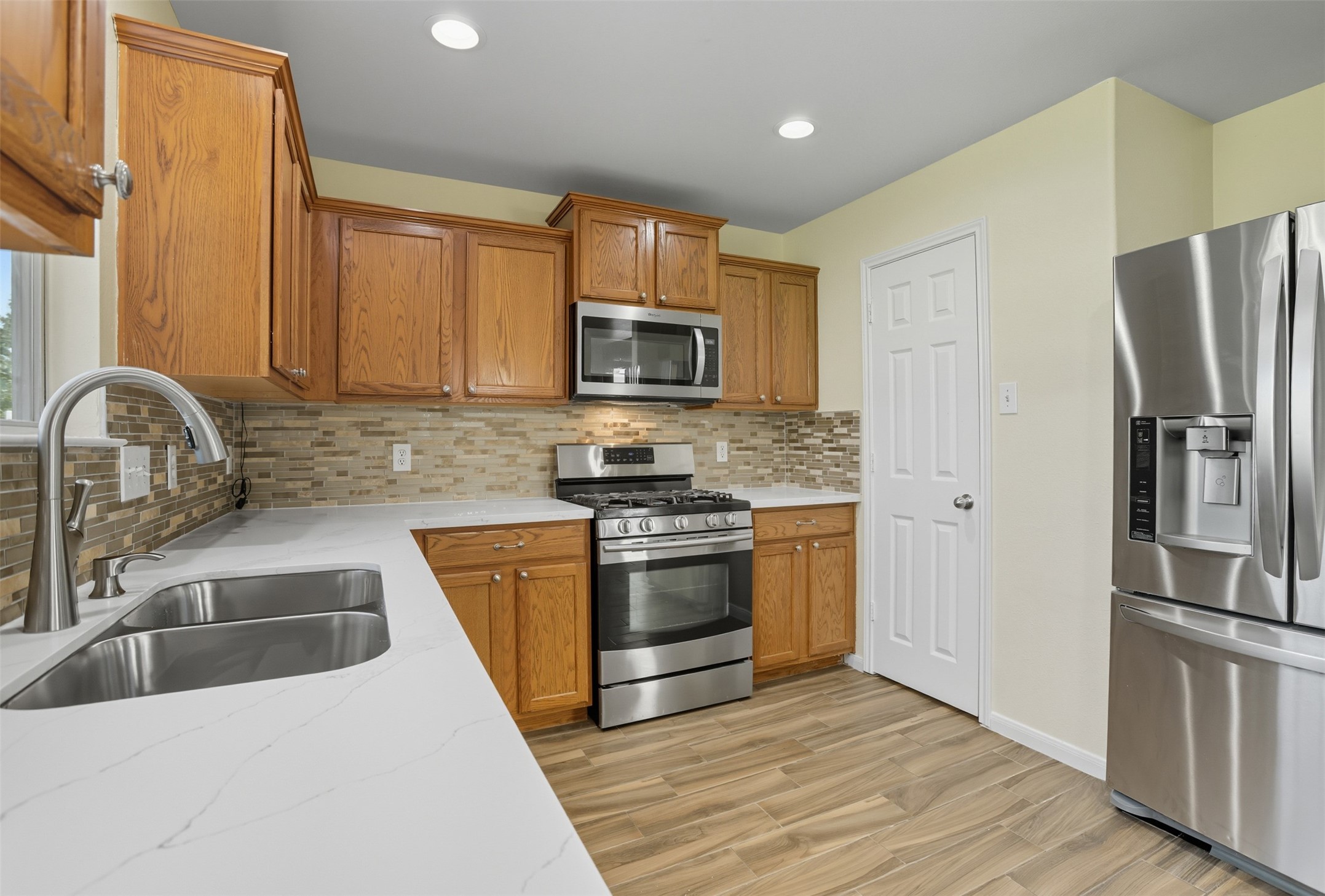 Spring Condo: 2439 Pinpoint Drive