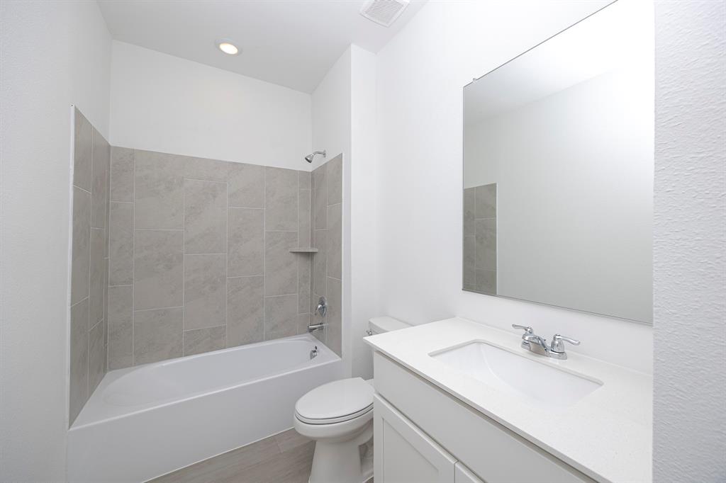 Aubrey Condo: 612 Mare Drive