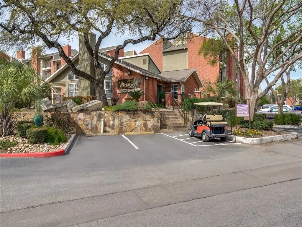 Austin Condo: 7610 Cameron Road