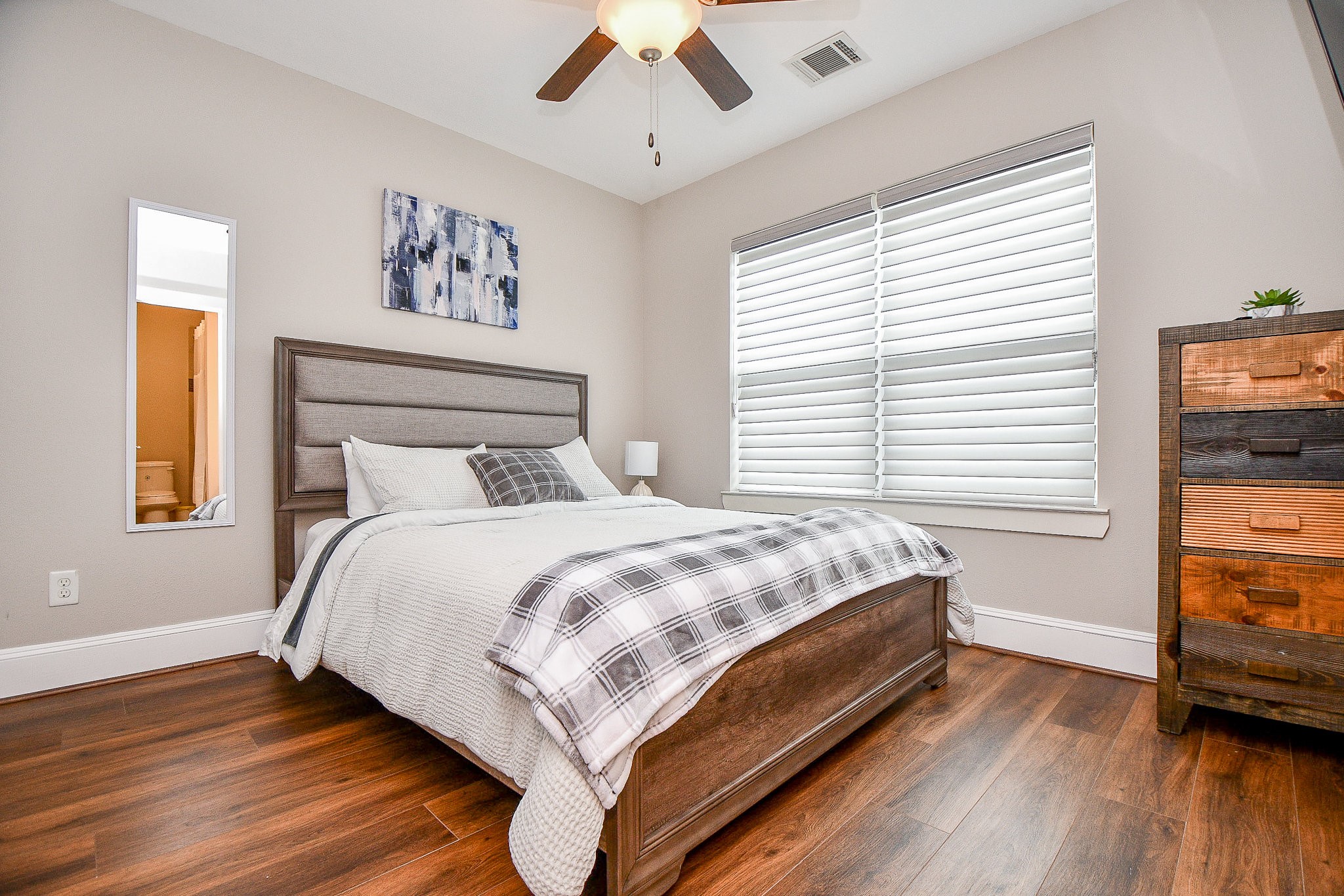 Houston Condo: 4604 Chartres Street