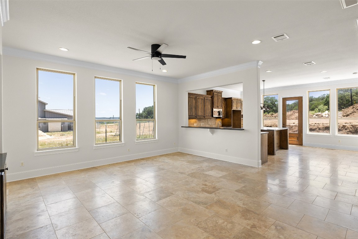 Spicewood Condo: 711 Paleface Ranch Road