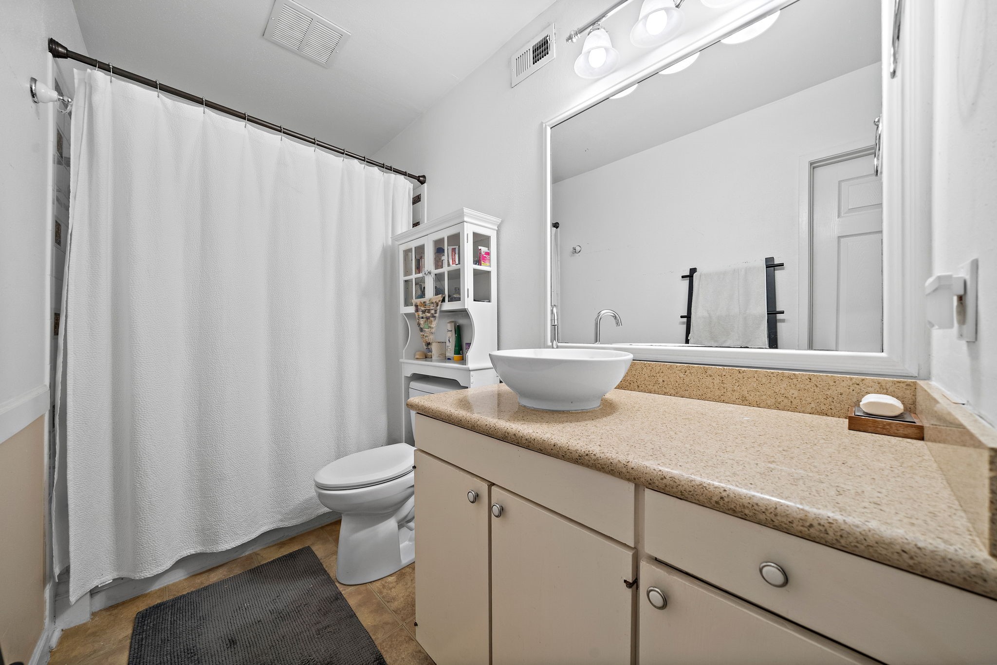 Houston Condo: 3018 Baldwin Street