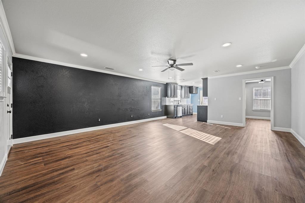 Granbury Condo: 2710 San Gabriel Drive