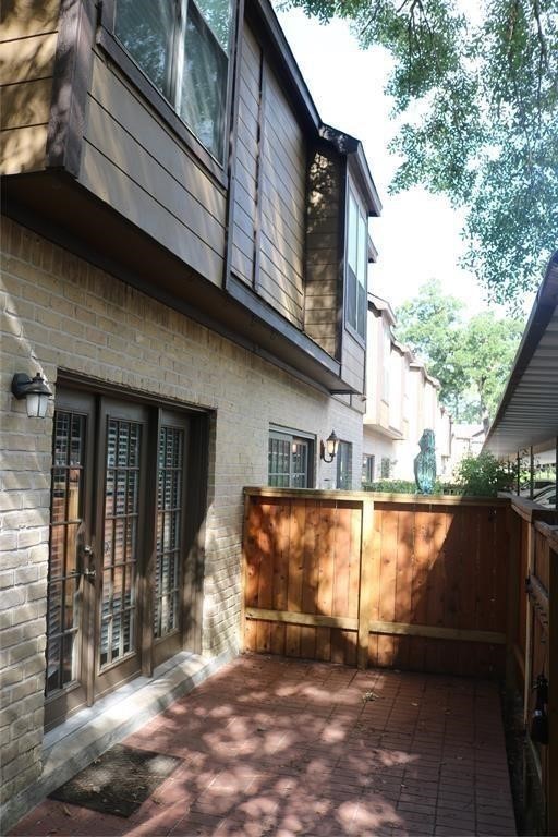 Houston Condo: 11711 Memorial Drive