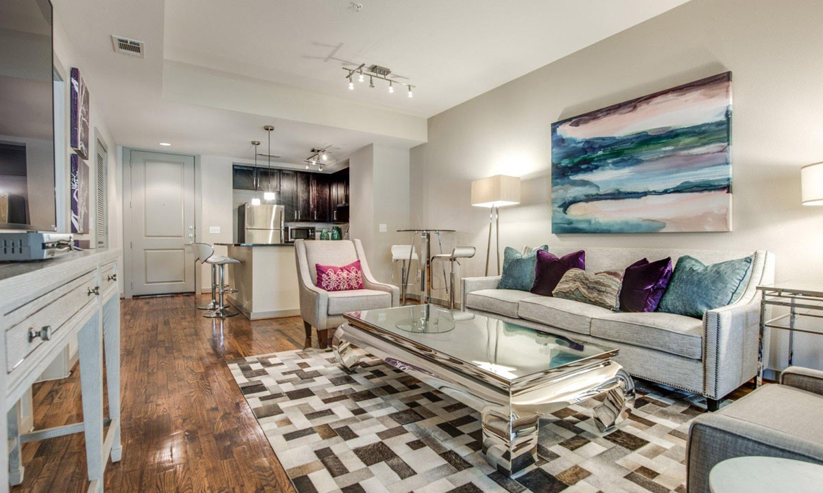 Houston Condo: 500 Crawford Street