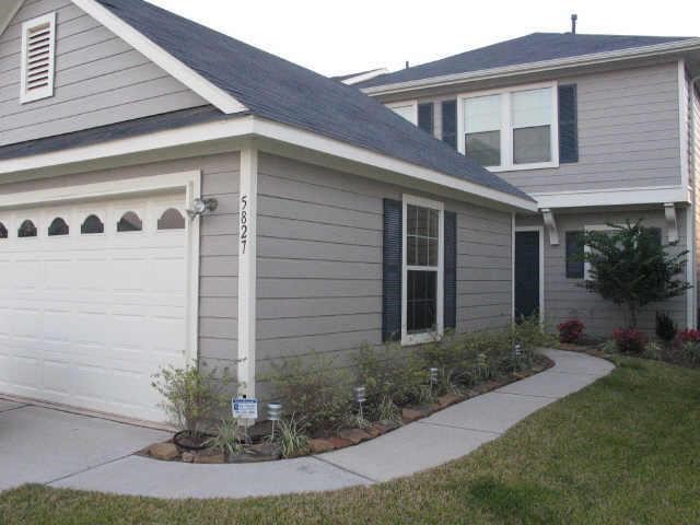 Missouri City Condo: 5827 Silver Oak