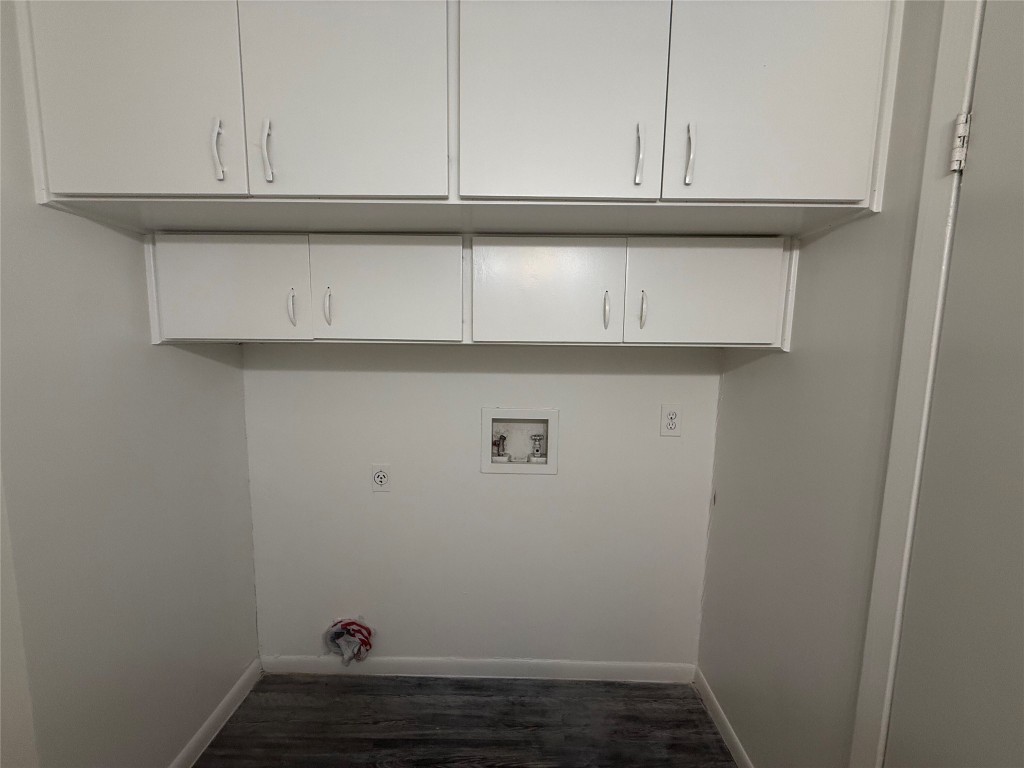 Lockhart Condo: 622 Trinity Street