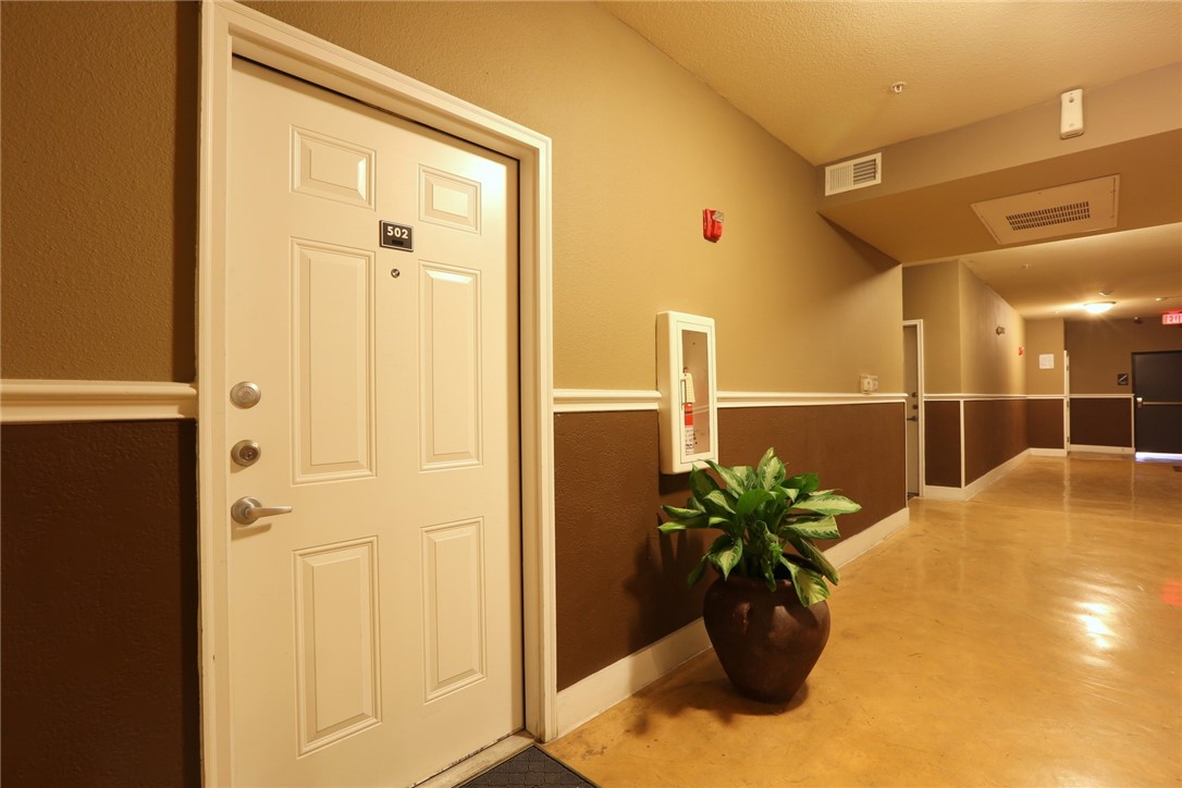 Austin Condo: 910 West 25th Street