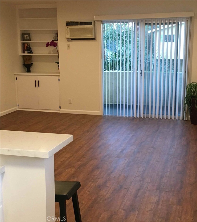 Sherman Oaks Condo: 14718 West Magnolia Boulevard