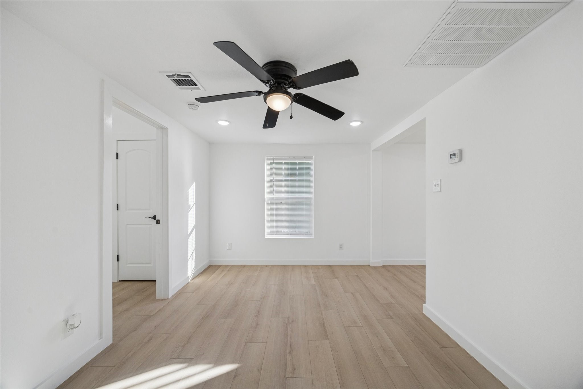 Houston Condo: 711 East 32nd Street