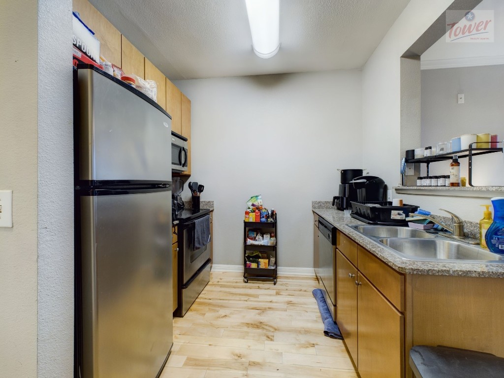 Austin Condo: 2502 Leon Street