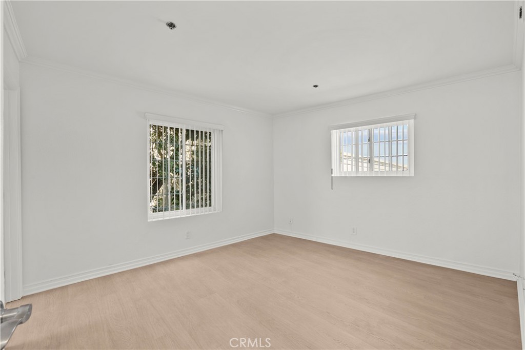 Sherman Oaks Condo: 4401 Sepulveda Boulevard