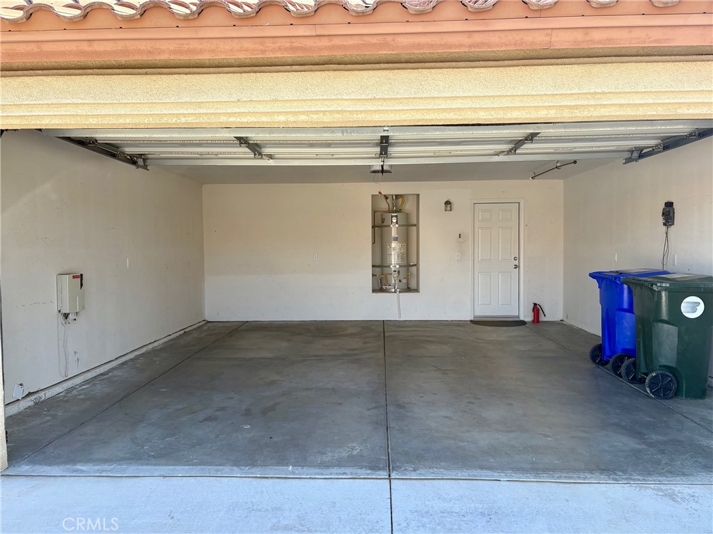 Victorville Condo: 13179 Butte Avenue