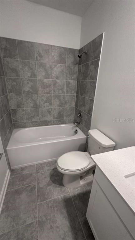 Davenport Condo: 3190 Laurent Loop