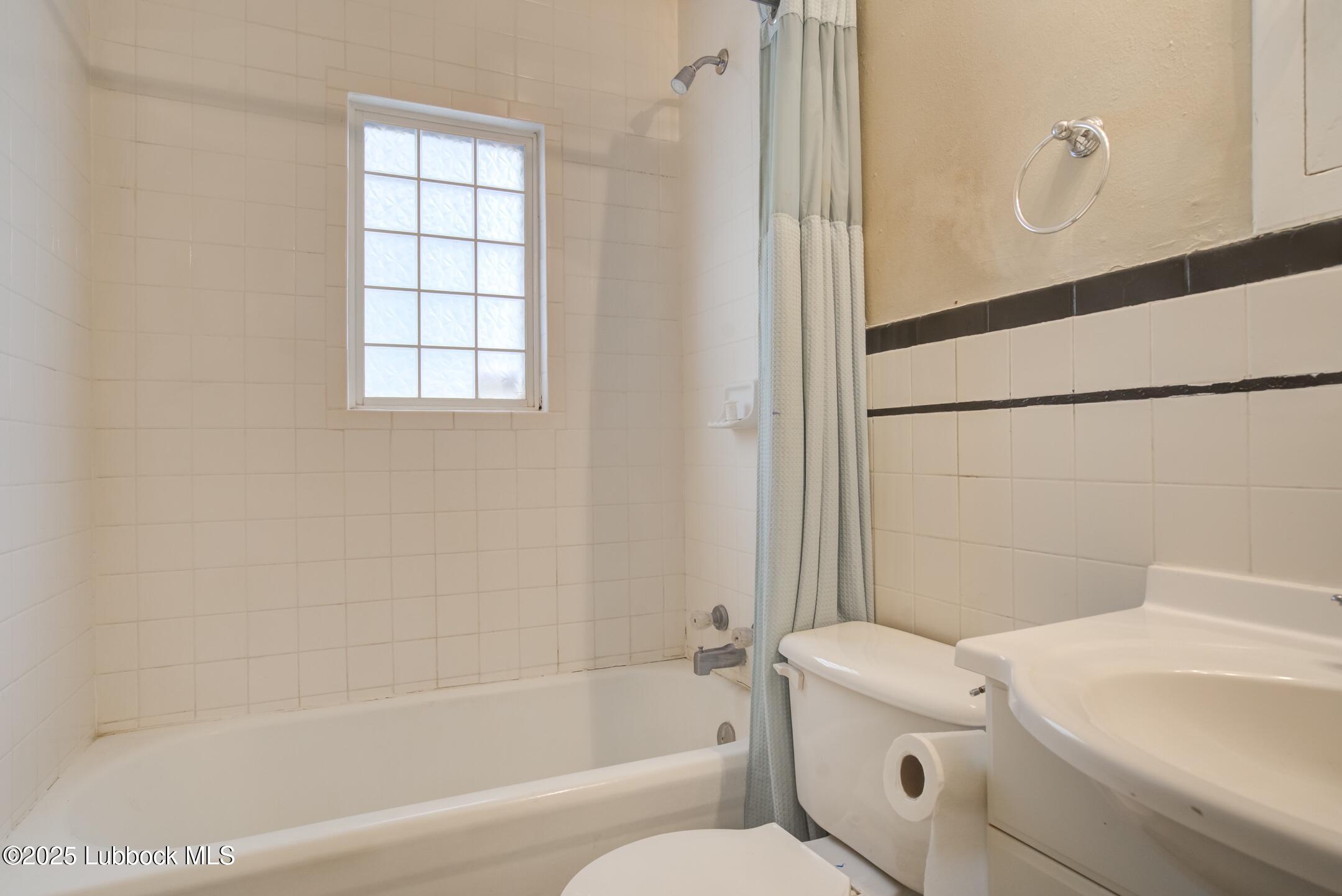 Lubbock Condo: 2308 28th Street