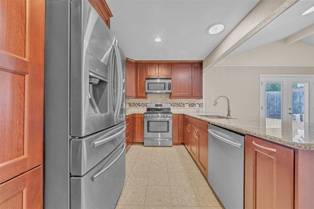 Arlington Condo: 2401 San Diego Drive