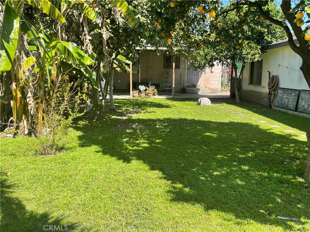 Los Angeles Condo: 1030-1030 West 64th Street