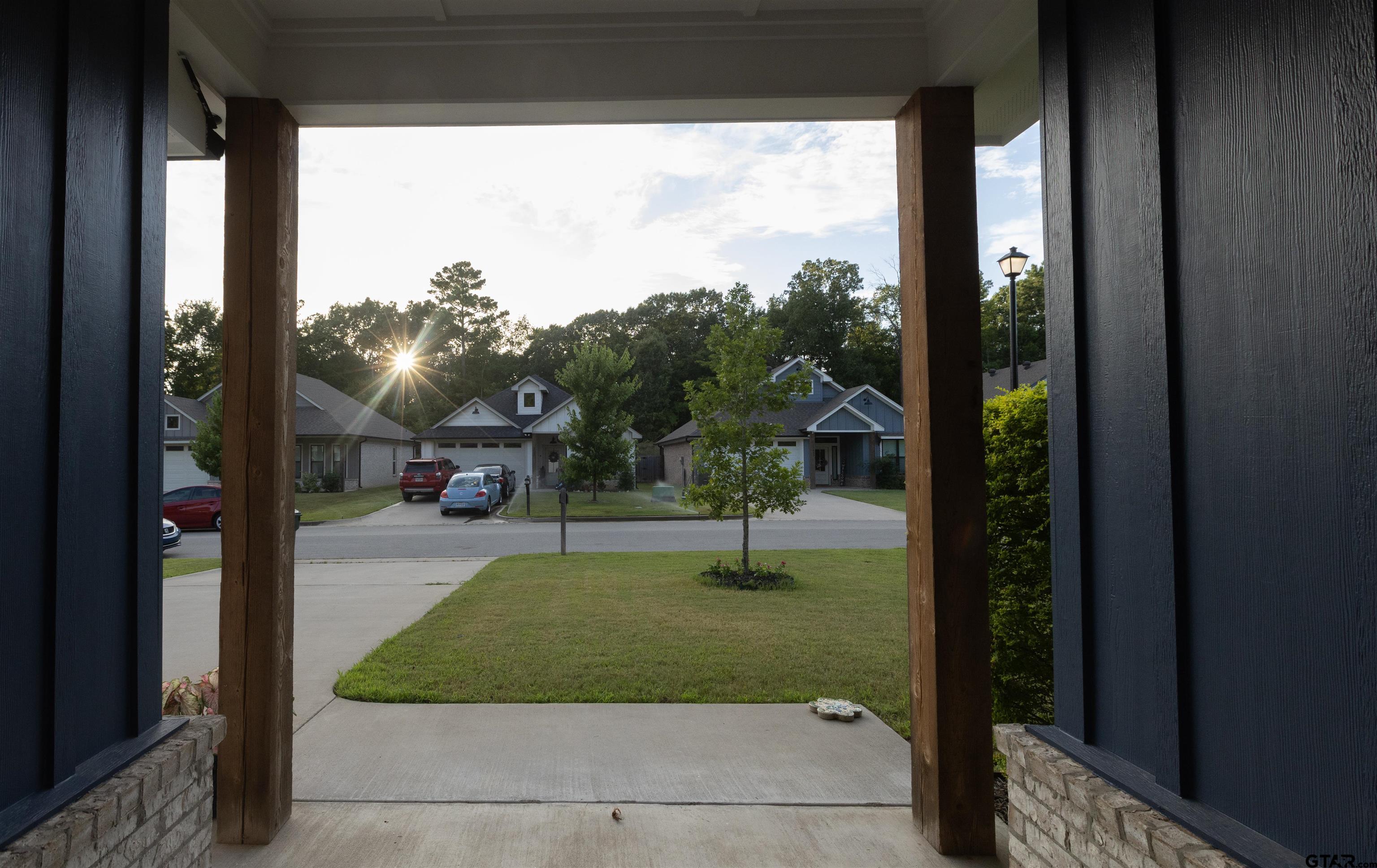 Tyler Condo: 1668 Alamo Xing Road