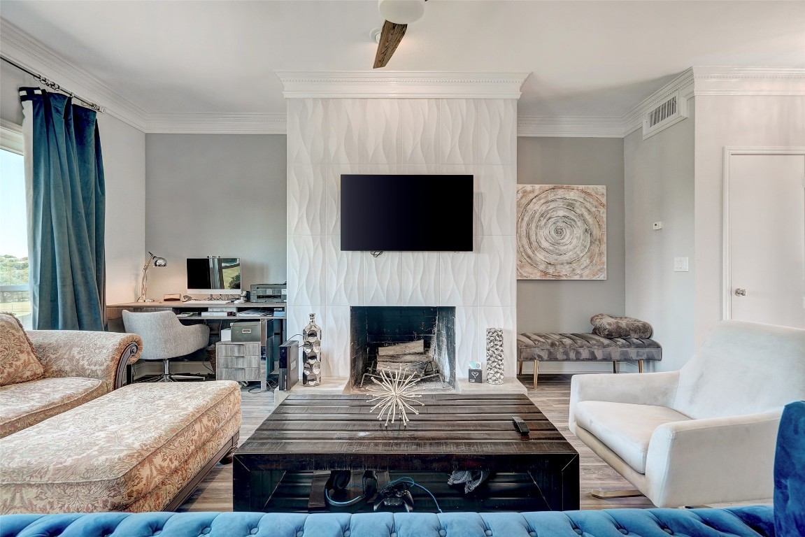 The Hills Condo: 16 Tournament Way