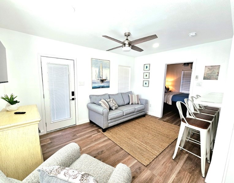 Corpus Christi Condo: 1117 Ocean Drive