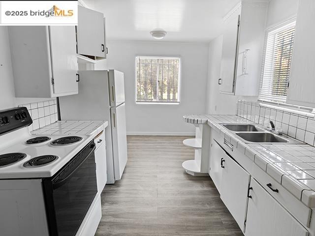 Oakland Condo: 3562 Seminary Avenue