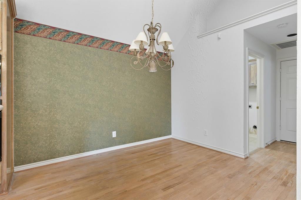 Plano Condo: 6317 Park Meadow Lane