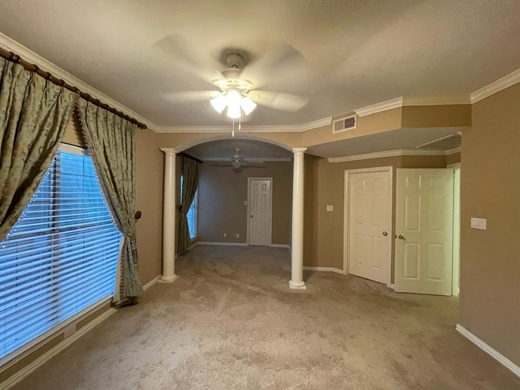 Plano Condo: 2524 Preston Road