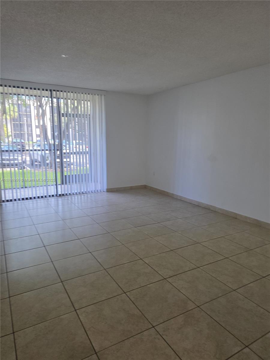 Miami Condo: 8420 Southwest 133rd Avenue Road
