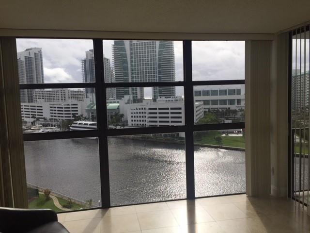 Hallandale Beach Condo: 200 Leslie Drive