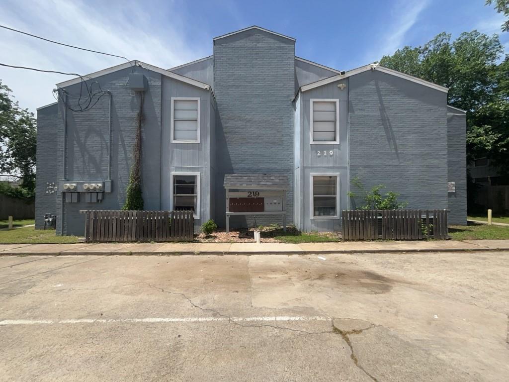 Denton Condo: 219 Fry Street