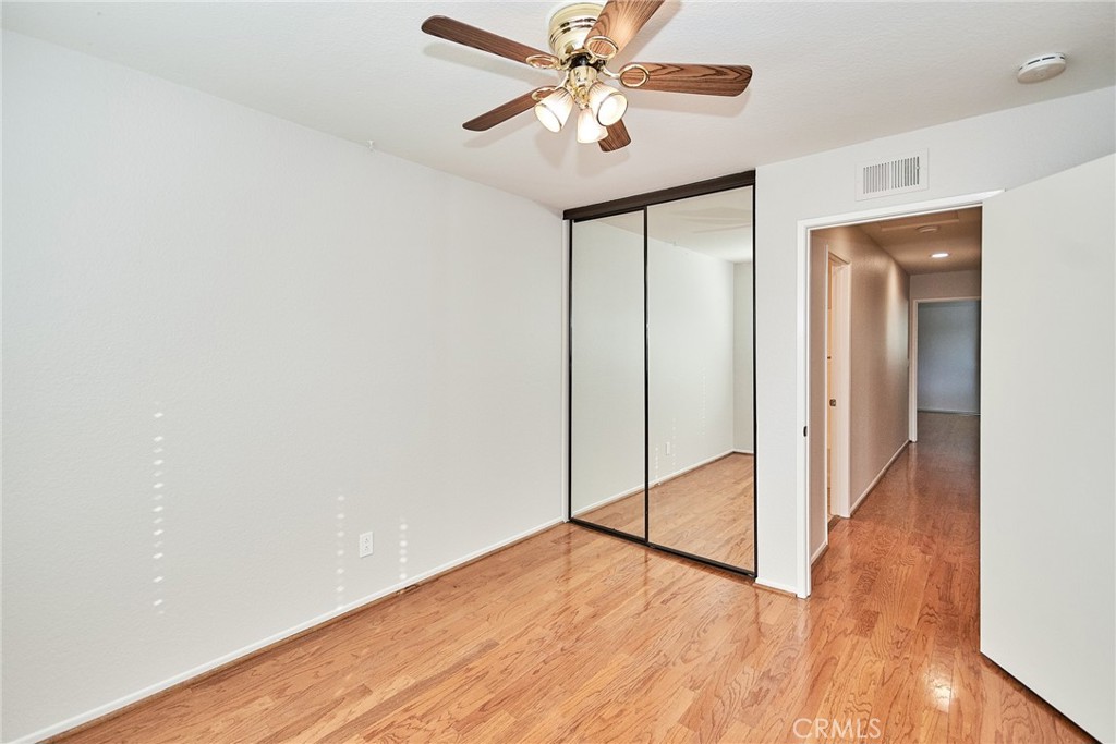 Irvine Condo: 36 Greenmoor