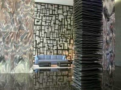 Hallandale Beach Condo: Oceanside