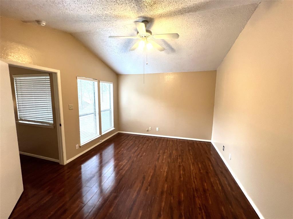 Irving Condo: 1619 Brentwood Drive