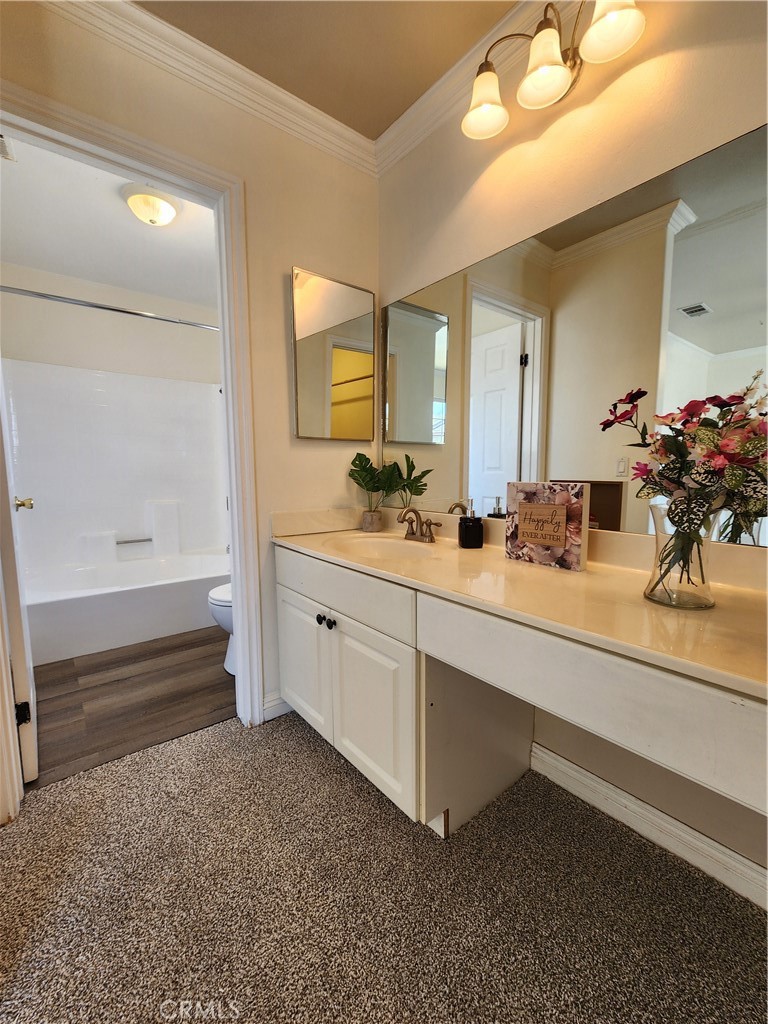 Fontana Condo: 6902 Blanchard Avenue