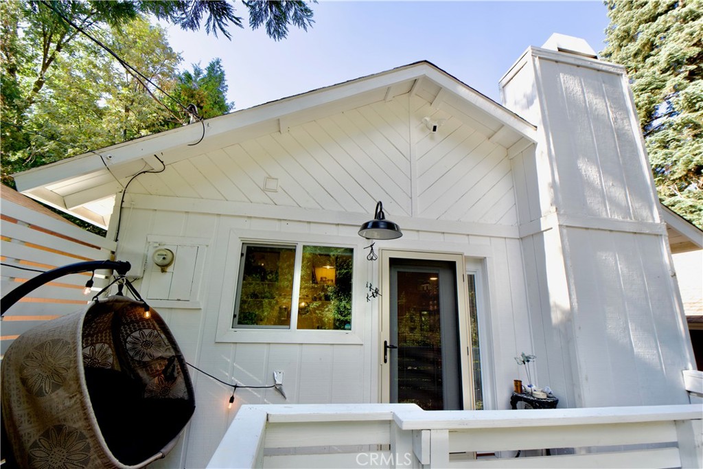 Lake Arrowhead Condo: 832 Community Drive