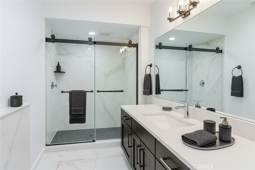 Laguna Beach Condo: 20000 Laguna Canyon Road