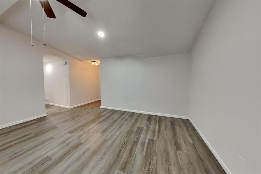 Wylie Condo: 910 Easter Drive