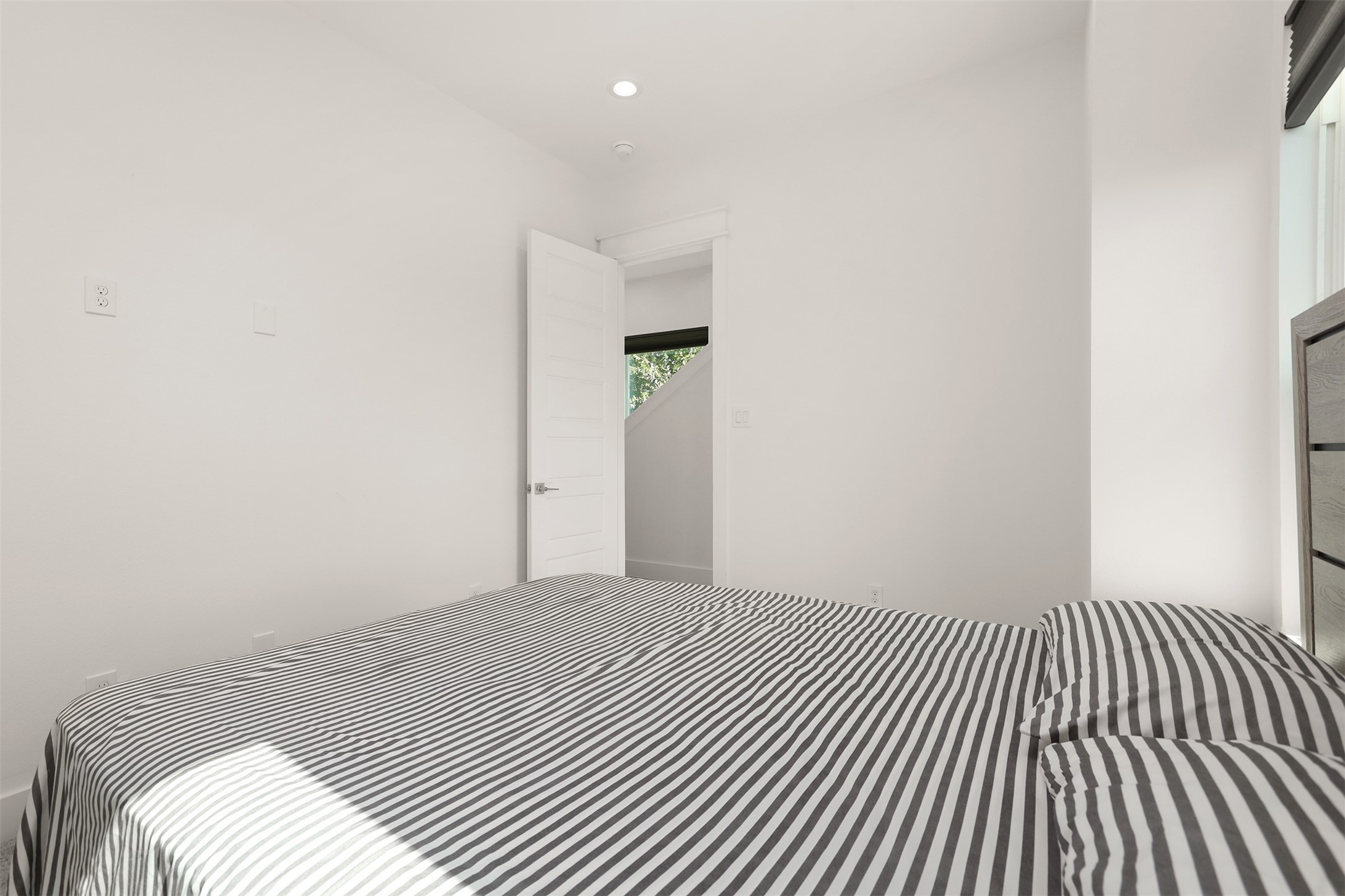 Houston Condo: 500 Schweikhardt Street