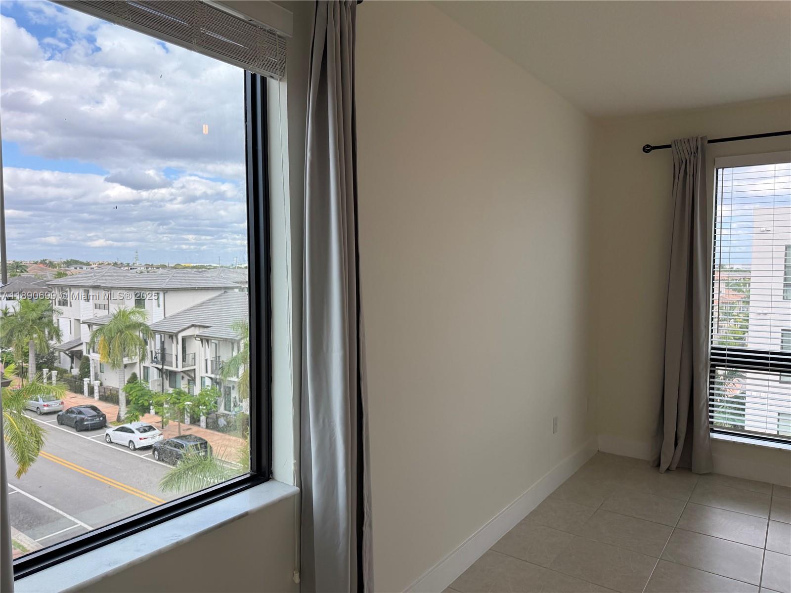 Doral Condo: 8301 Northwest 41st Street